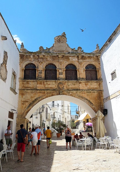 One of the archways over a pedestrian only street in Ostuni.