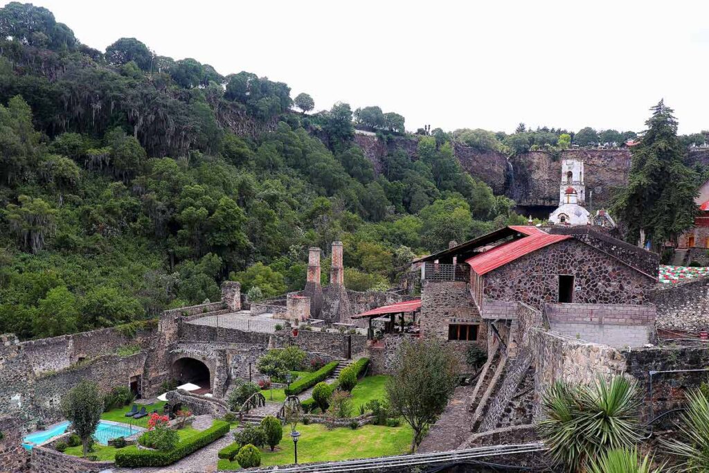 A view of the Santa María Regla from above. This beautiful historic complex, now a hotel, is located close to the Basaltic Prisms.